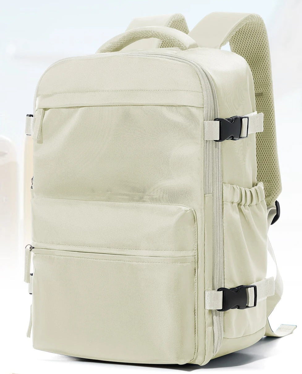 Découvrez KORR, la marque de sacs cabine compressibles conçus pour voyager plus léger, gagner de la place et partir librement. Pratique, compact et stylé.